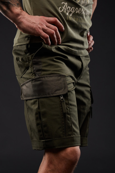 Shorts Conqueror olive