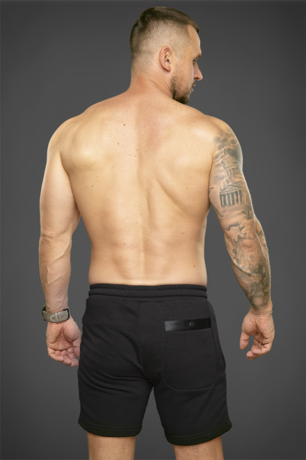 Шорти Сокира