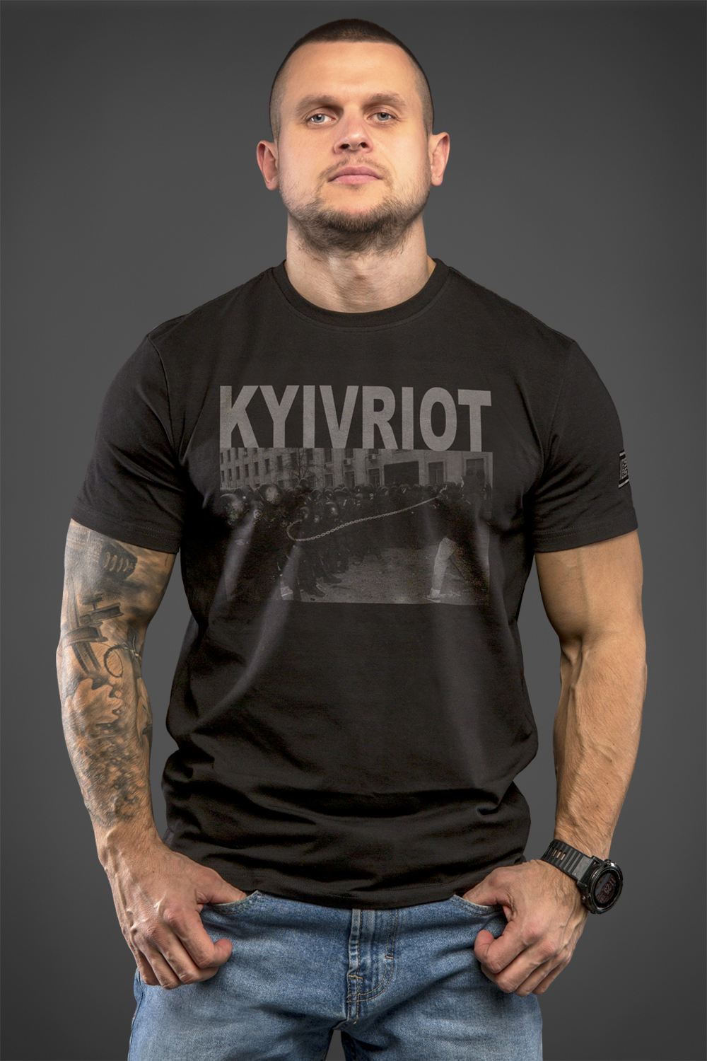 T-thirt Kyiv Riot